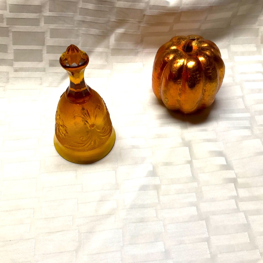 Bell ringer amber color